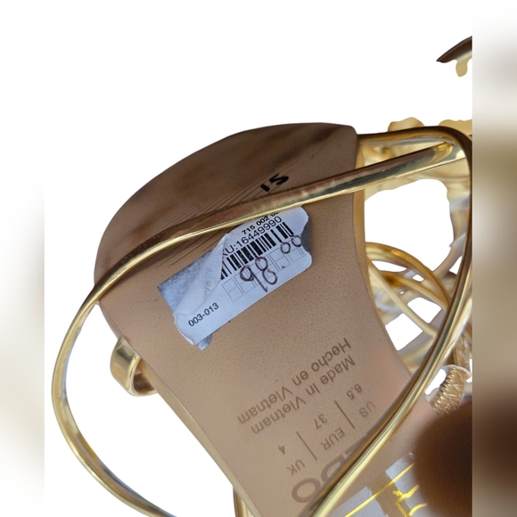 Aldo Gold Strappy Women's Sandals Size 6.5 - Picture 7 of 7